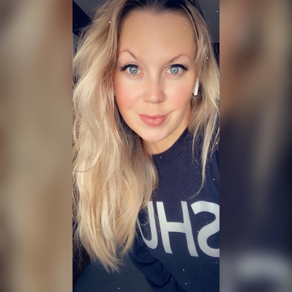 Meet your Posher, Rachelle - Picture 1 of 1